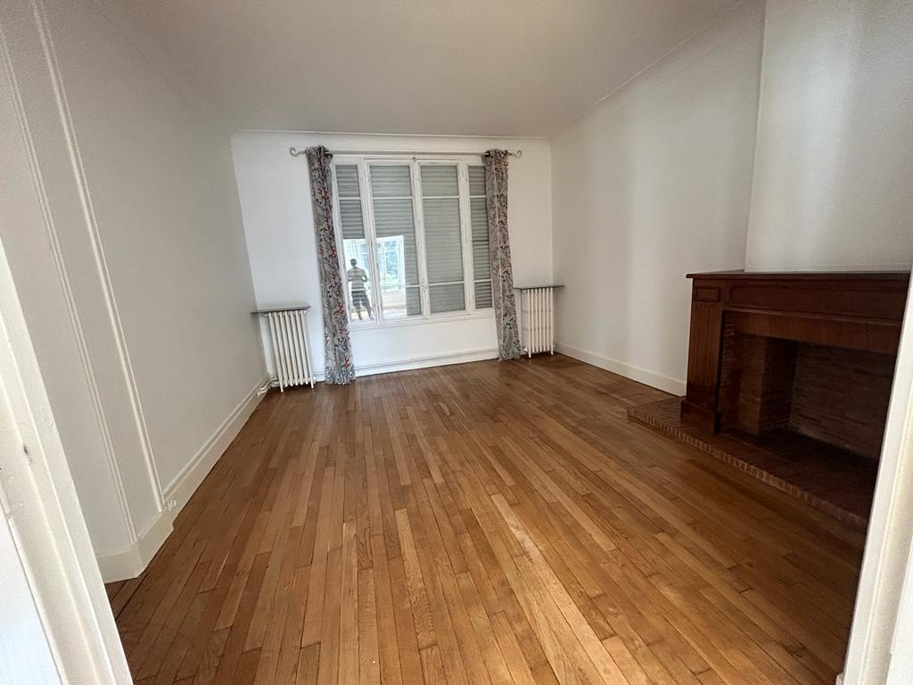 Peinture chambre cheminee à Guyancourt