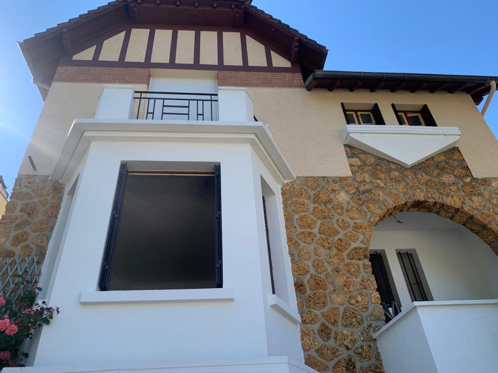 Ravalement facade crepi maison à Melun