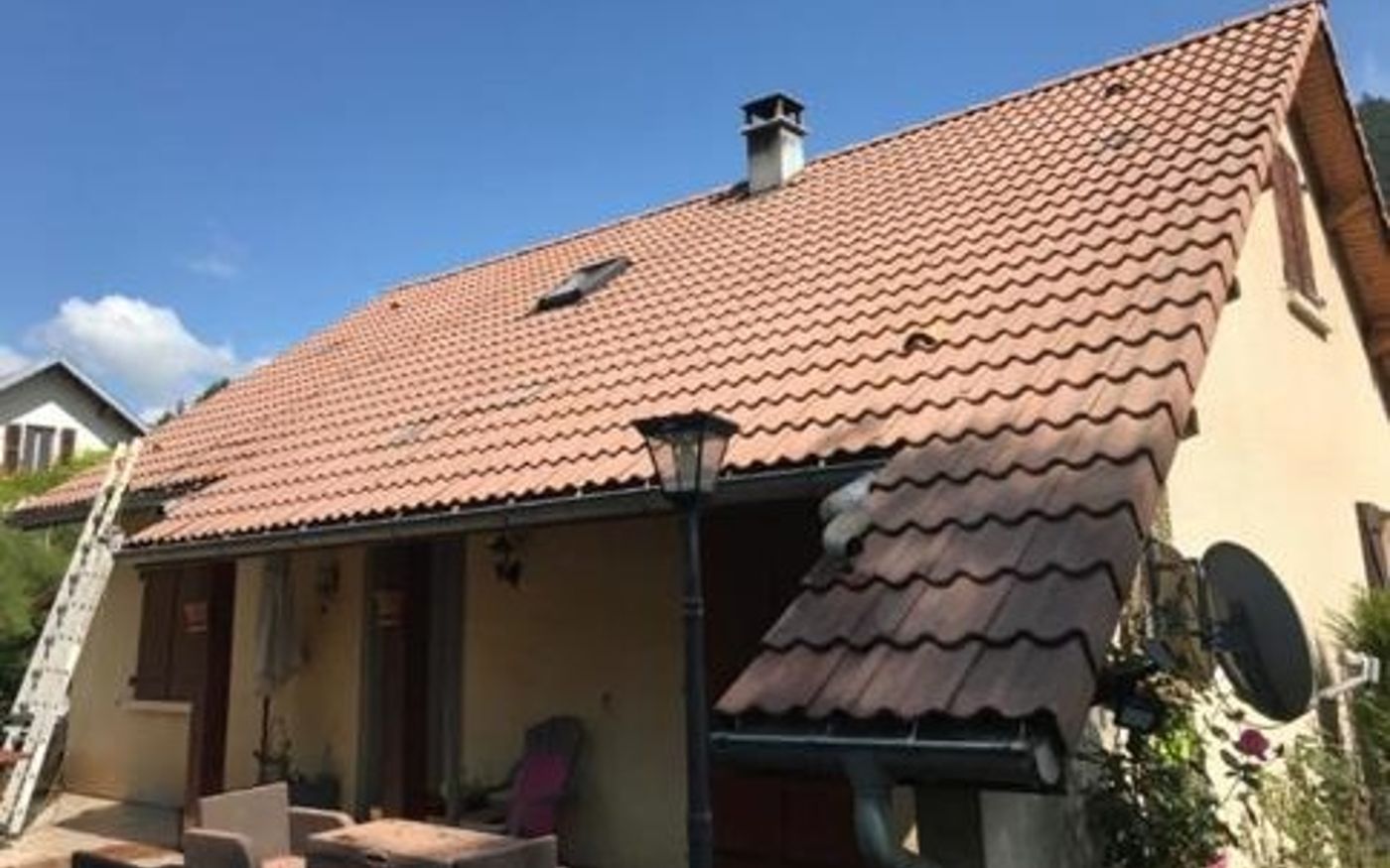 Nettoyage toiture tuiles maisons laffitte yvelines avant